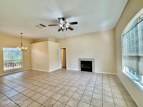 4th image of 2418 Hydrangea St