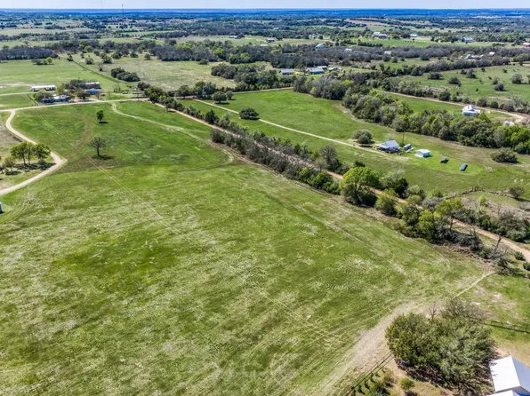 11646 Schuster Rd, Round Top, TX 78954