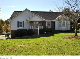 900 Loblolly Dr, Lewisville, NC 27023