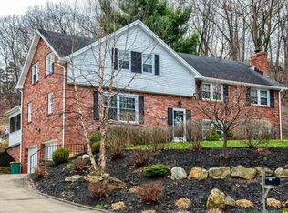 201 Ennerdale Ln, Pittsburgh, PA 15237