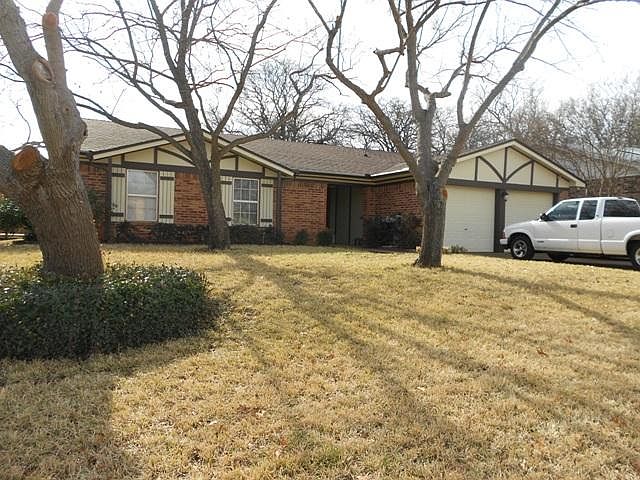 1st image of 8412 Brookview Dr
