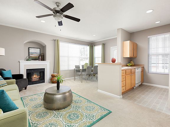 Spacious Living Room - Bayview Club Apartments