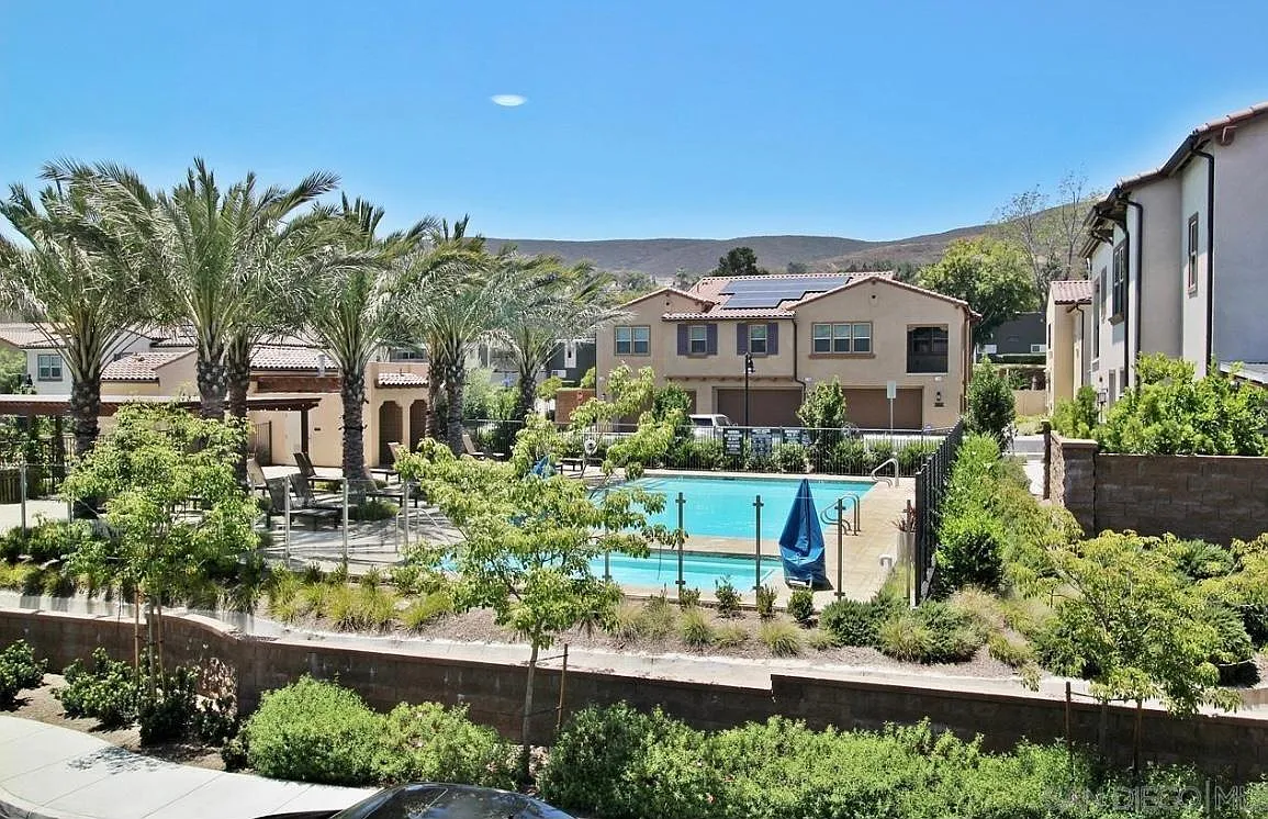 11002 Logan Way — Photo 4
