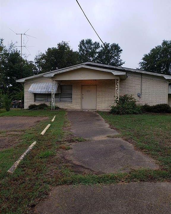 1st image of 569 Bear Dr