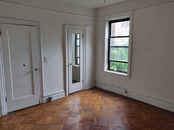 3rd image of 1110 Carroll St #10