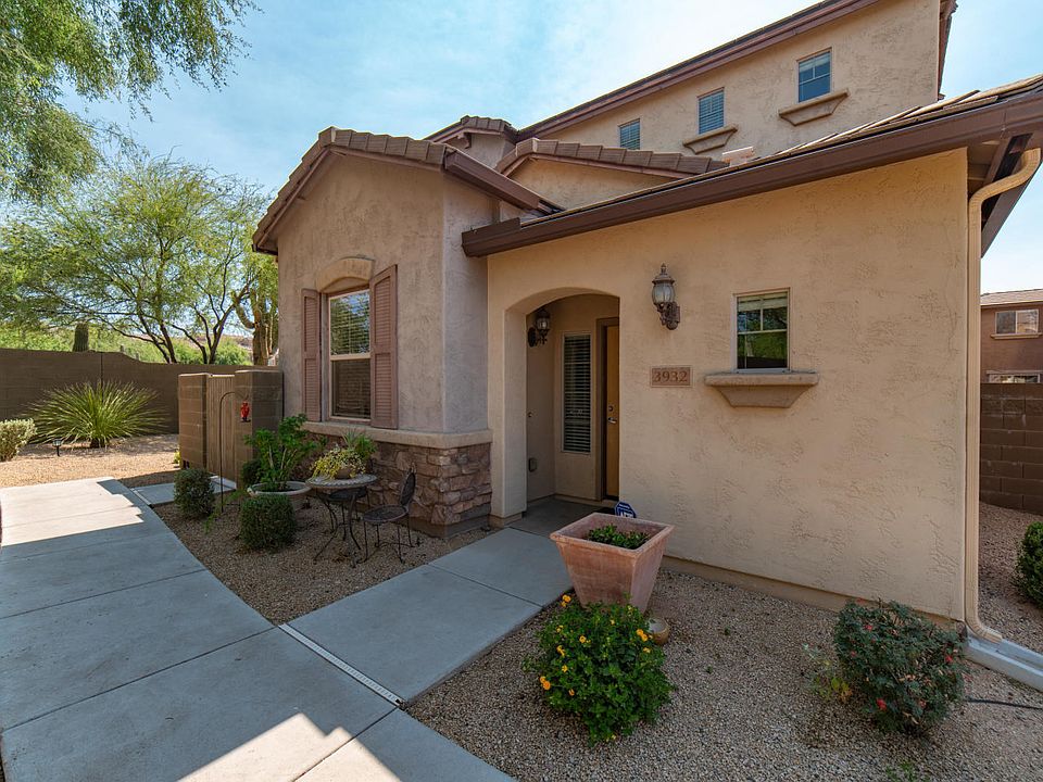 1st image of 3932 E Cat Balue Dr
