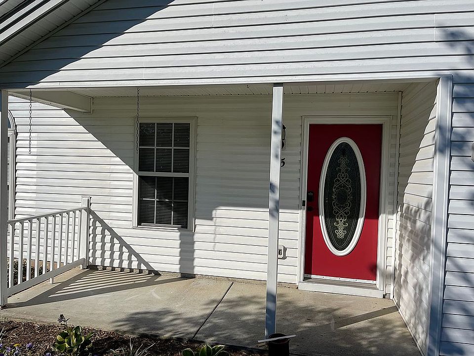 1st image of 85 Somerset Dr