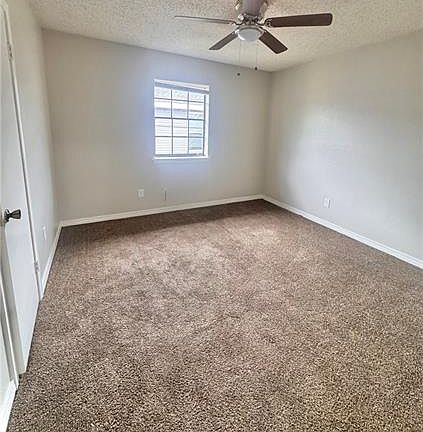 5th image of 905 Linda Ln APT D
