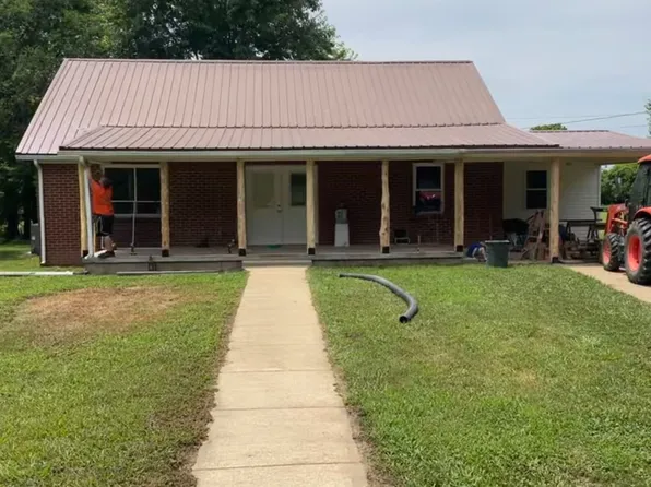452 Horseshoe Bend Rd, Linden, TN 37096