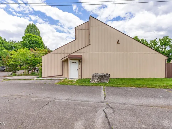 780 Hamilton Rd APT A8, Blountville, TN 37617