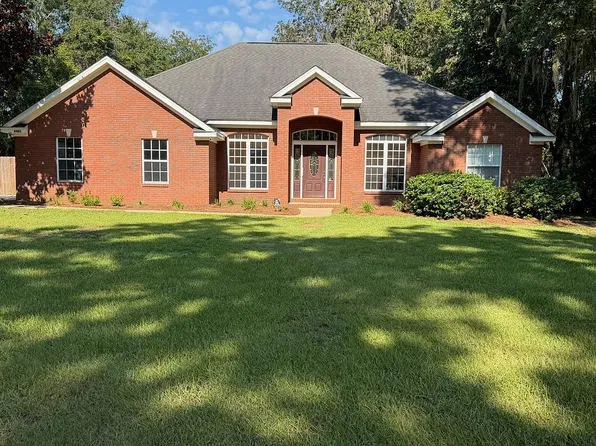 6401 Rolling Hills Dr, Tallahassee, FL 32309