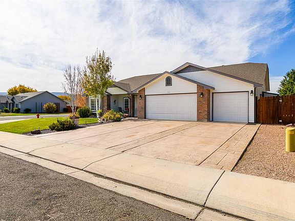 2nd image of 701 Silverplume Dr
