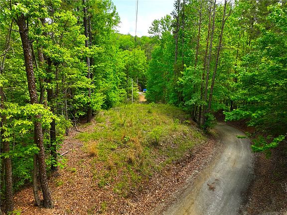 4th image of 183 Chauga Valley Rd