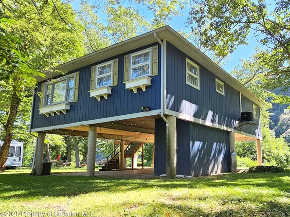 808 Myo Beach Rd, Meshoppen, PA 18630