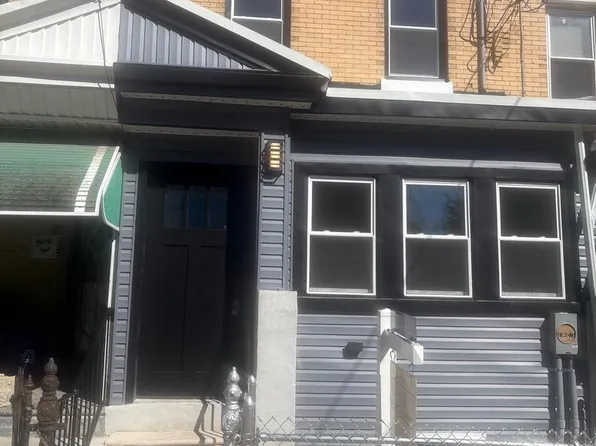 43 E Sharpnack St, Philadelphia, PA 19119