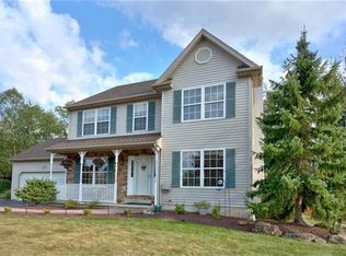 6007 Palomino Dr, Allentown, PA 18106