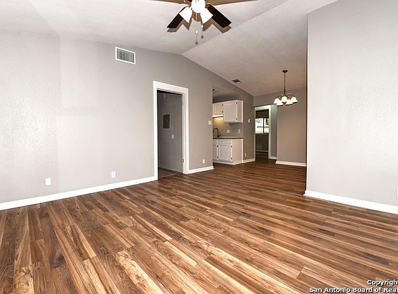 4th image of 6735 Hickory Springs Dr