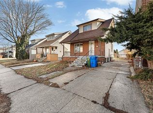 811 Elliott St E, Windsor, ON