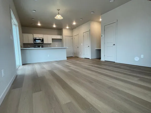 2300 E Spice Loop #1, Nampa, ID 83687