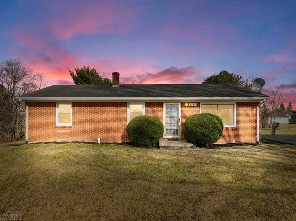 1754 Union Valley Rd, Riner, VA 24149