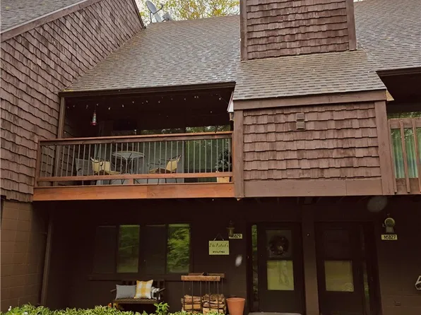 5829 N Lake Road, Stone Lake, WI 54876