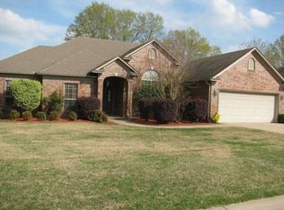 1240 Raymond Dr, Conway, AR 72034