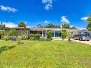 122 Rotonda Cir, Rotonda West, FL 33947