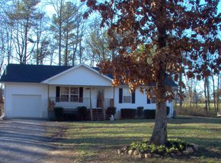 120 Windy Trace Dr, Mc Ewen, TN 37101