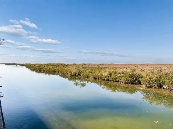 15722 Donzi Dr, Hudson, FL 34667