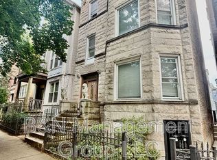 826 W Buckingham Pl APT 1F, Chicago, IL 60657