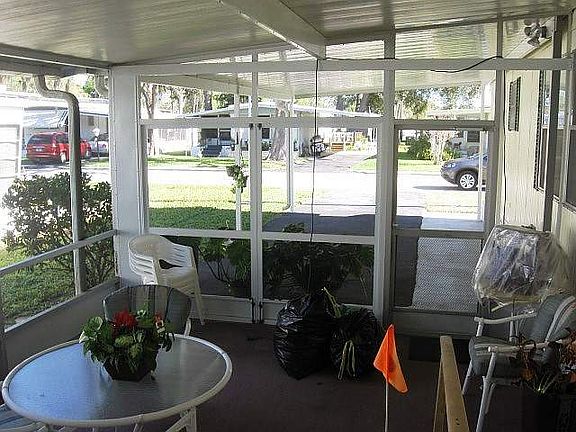 3rd image of 39 Woodville Ln