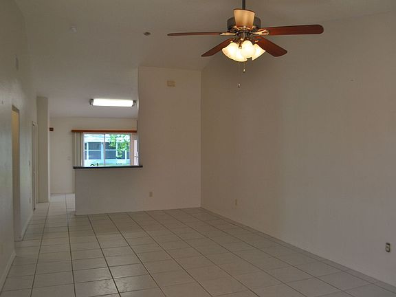 2nd image of 6A Pine Hill Ln