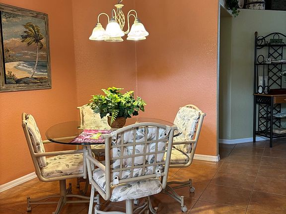 3rd image of 840 Schlosser Rd