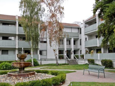 400 Ortega Ave APT 208, Mountain View, CA, 94040