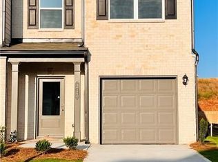 217 Dupont Dr, Cartersville, GA 30121