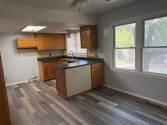 3rd image of 1402 N 3rd St
