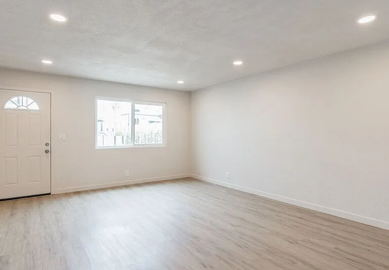 317 Tremont St #5 — Photo 11