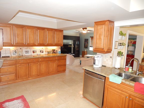 3rd image of 1023 NW 133rd Ave