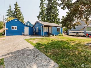 2824 Robin Avenue, Bremerton, WA 98310