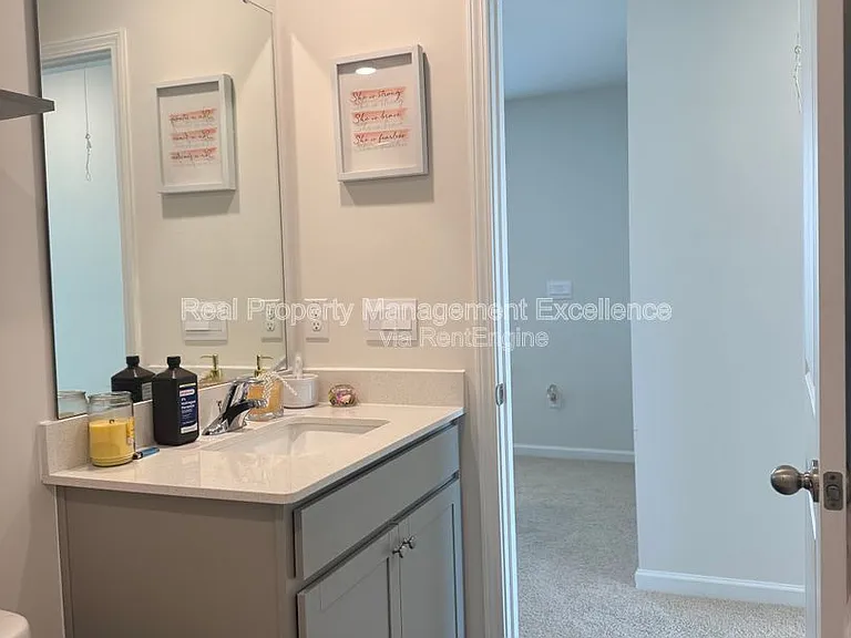 58 Sweet Meadow Rd — Photo 27