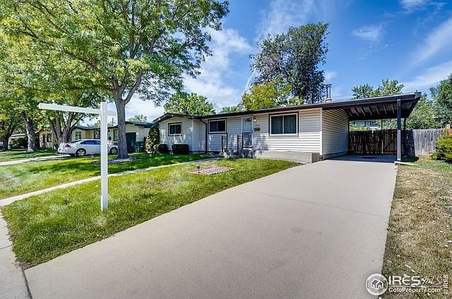 Fantastic ranch home!