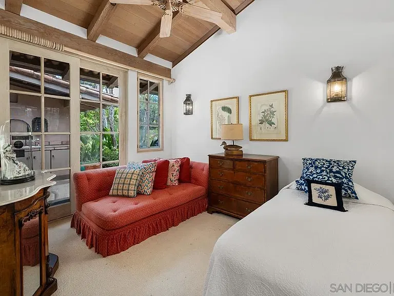 17240 Avenida De Acacias — Photo 17