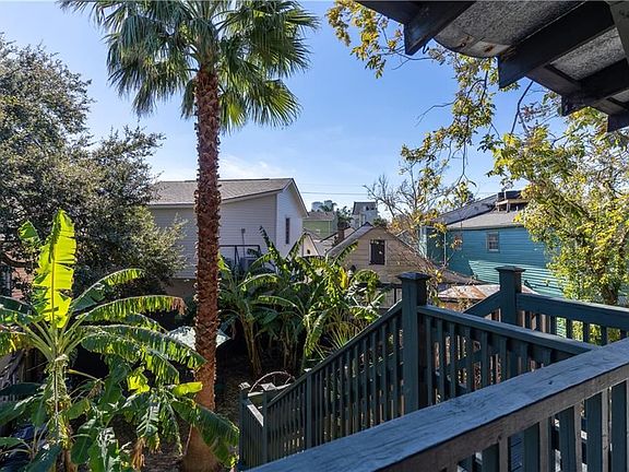 3rd image of 1826 Burgundy St #5