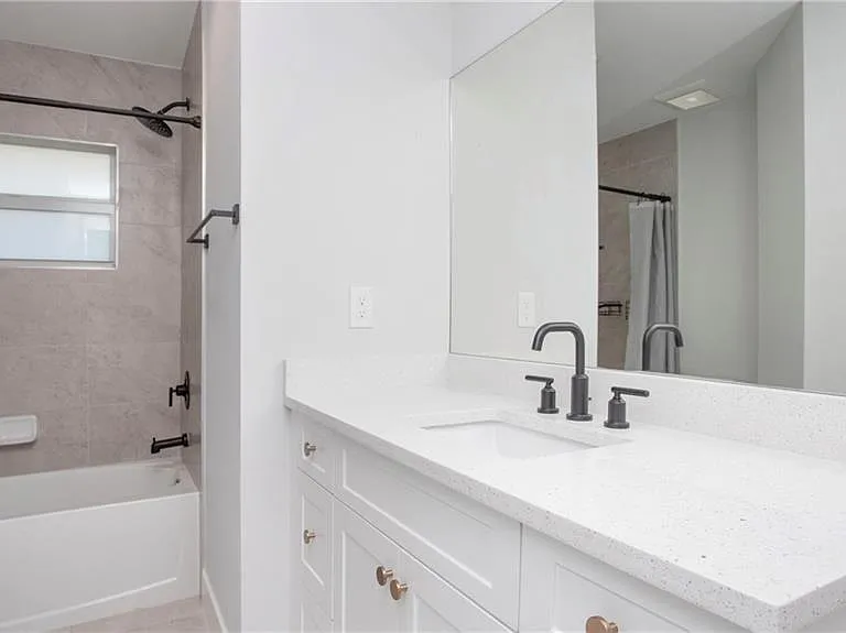27310 Dortch Ave — Photo 15