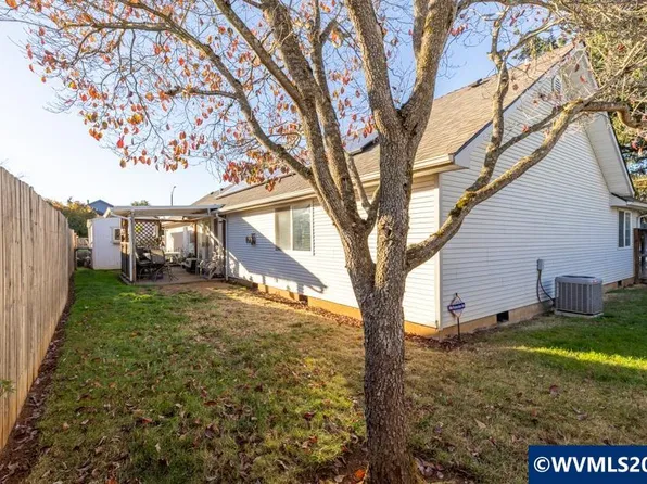 5728 Moonstone Loop SE, Salem, OR 97306