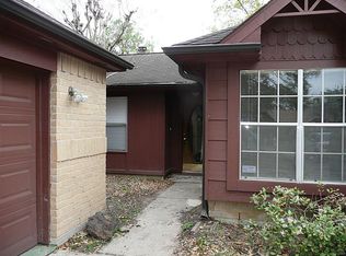 2797 Pinewood Dr, League City, TX 77573