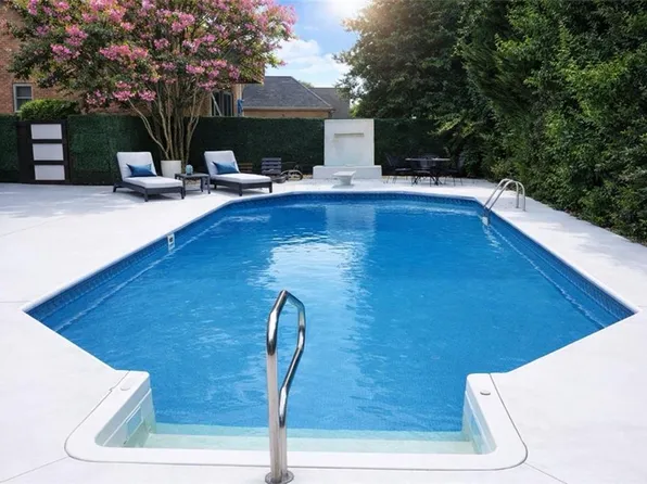 4644 Church Point Pl, Virginia Beach, VA 23455