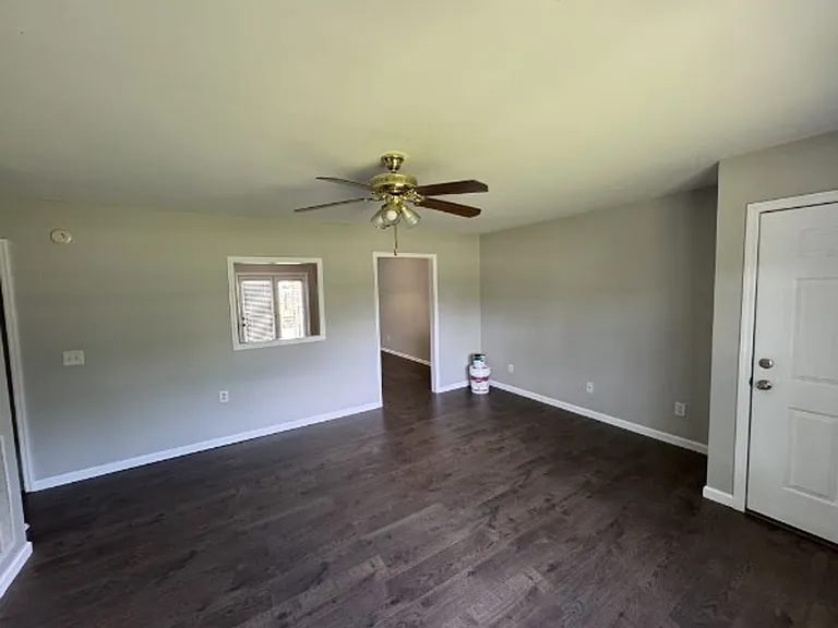 1426 1/2 Alhambra Dr — Photo 3