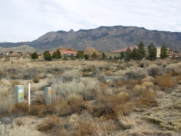 10867 Signal Ave NE, Albuquerque, NM 87122