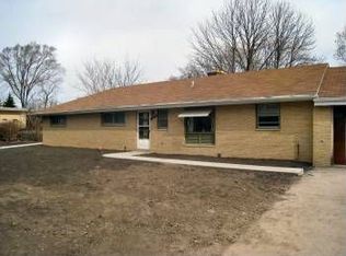 16760 W Melvina St, Brookfield, WI 53005